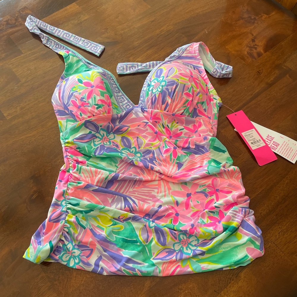 Lilly Pulitzer swim tankini top!